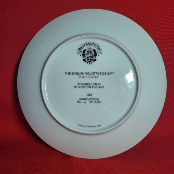 House of Global Art Lily English Countryside Cat Decorative Plate Series 1983 - Picture 3 of 10